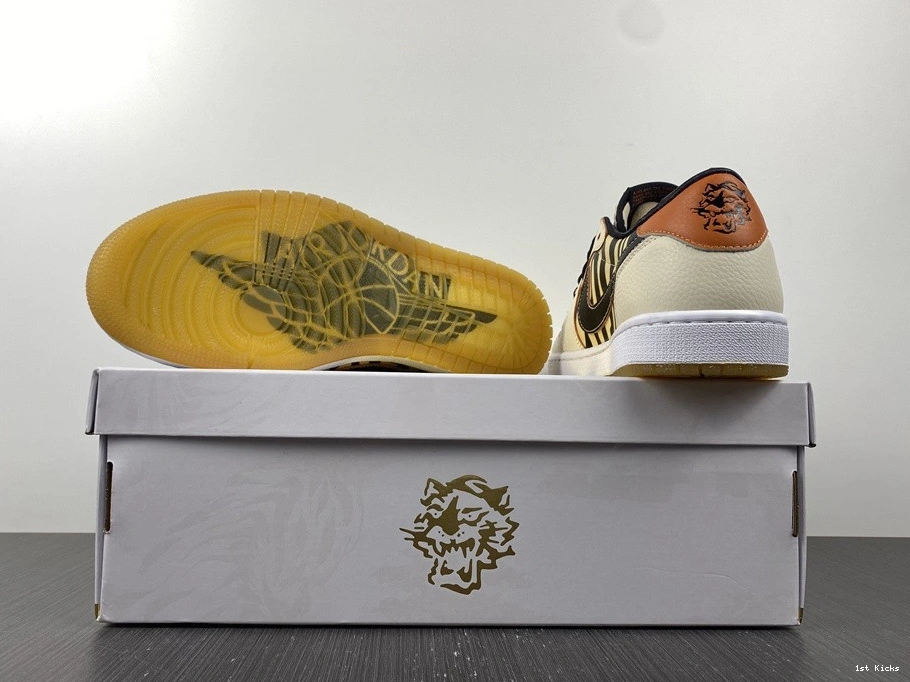 DH6932-100 Tiger - Jordan Year OG the 1 Low of 1103